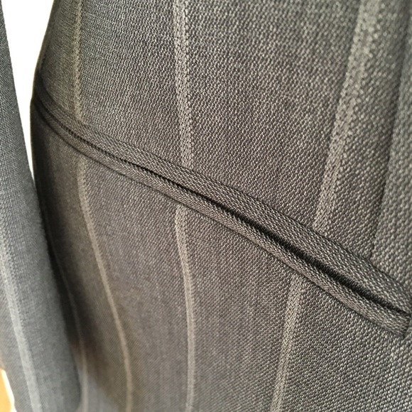 Giorgio Armani Grey Wool Striped Blazer - Picture 4 of 8